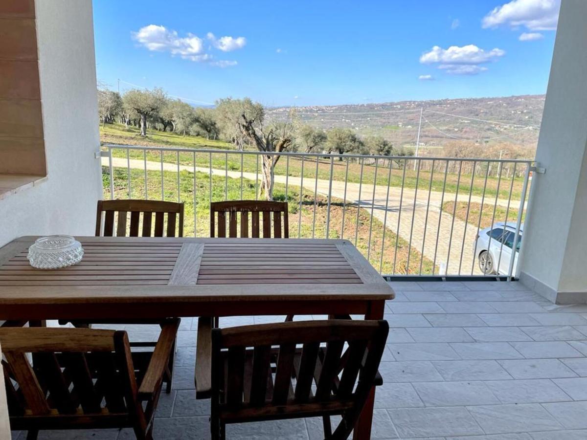 Agriturismo Le Masciare Paternopoli Eksteriør billede